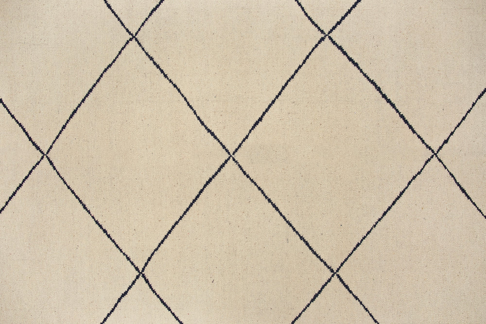 HAZEL 6.8 x 5.4 ft - 210 x 165 cm