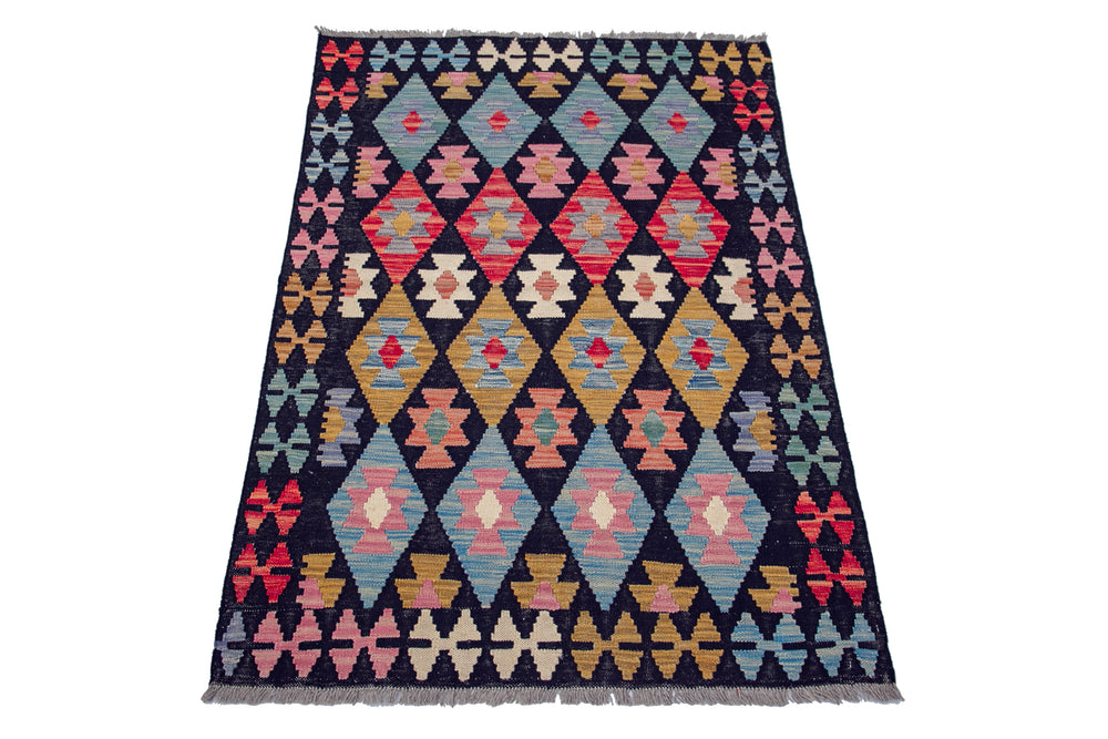 MICHELA 4.9 x 3.6 ft - 152 x 110 cm