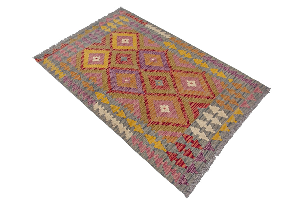 JAYLAH 5.3 x 3.3 ft - 163 x 103 cm