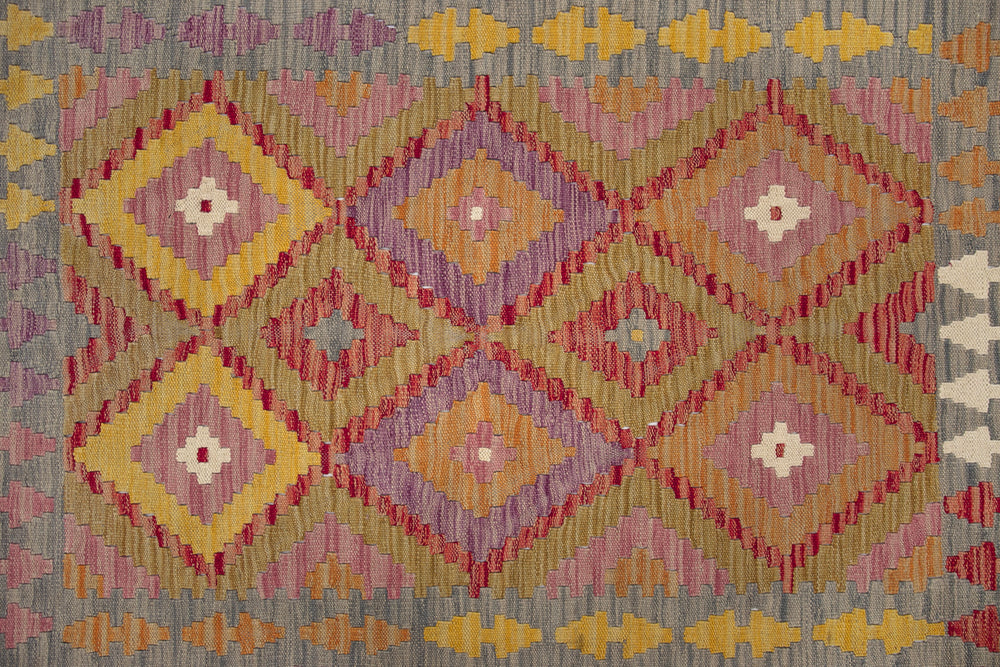 JAYLAH 5.3 x 3.3 ft - 163 x 103 cm