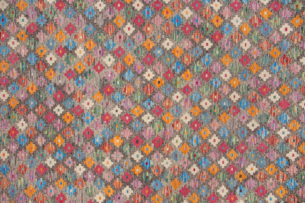 HURAM 5.9 x 4.1 ft - 181 x 128 cm