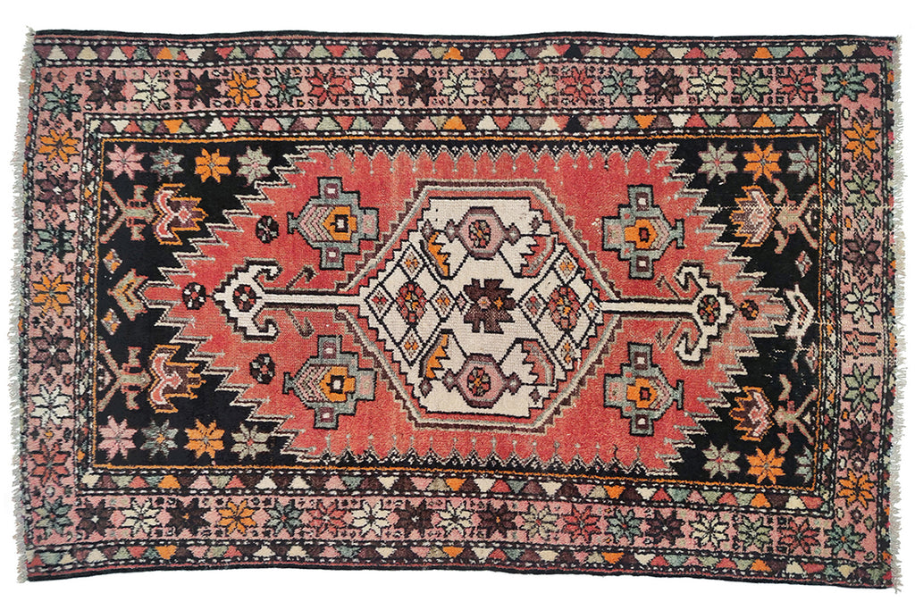 Vintage Hamadan rug handmade with naturally dyed wool | Ashayer