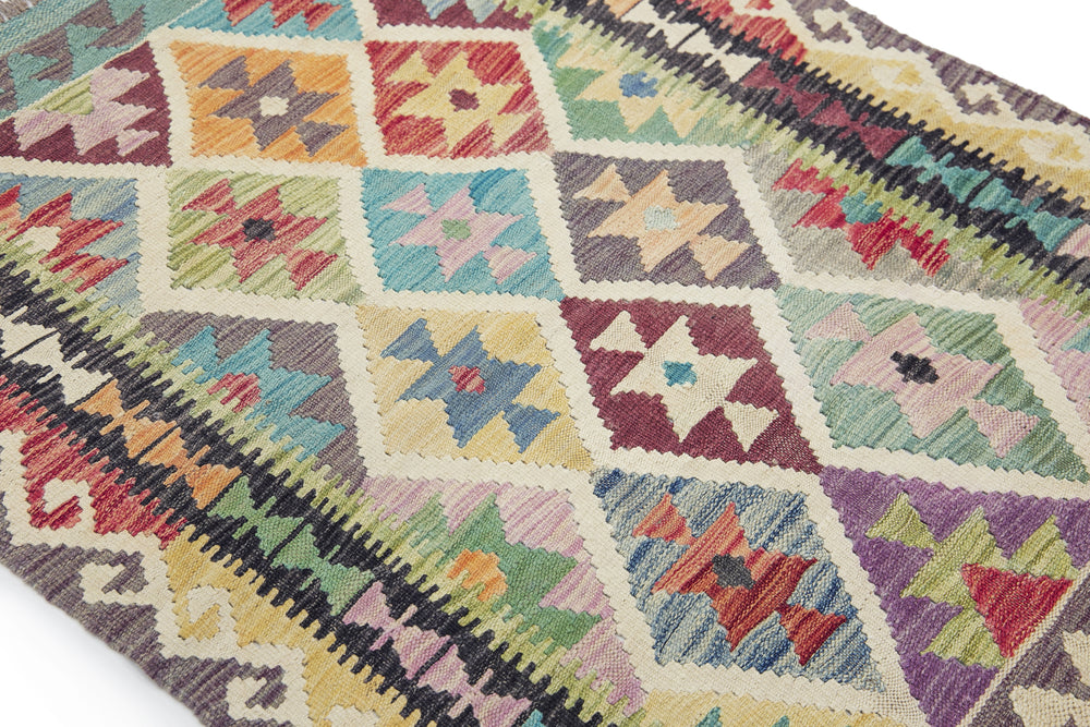 GRAZIA 4.5 x 3.3 ft - 140 x 102 cm