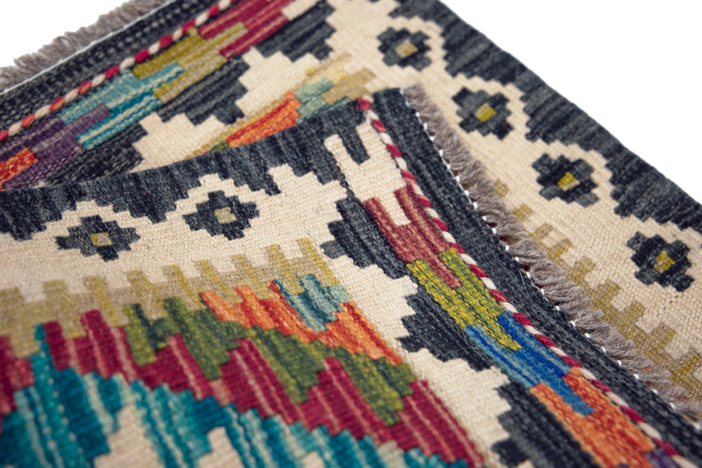 ZOYA 1.6 x 1.6 ft - 50 x 50 cm